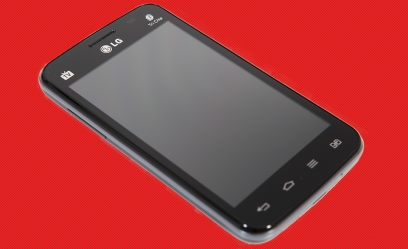 Smartphone tem TV digital, aceita três chips e tem bom desempenho para a categoria