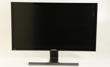 Monitor Samsung U28D590D tem resolução 4K e suporte para 1 bilhão de cores