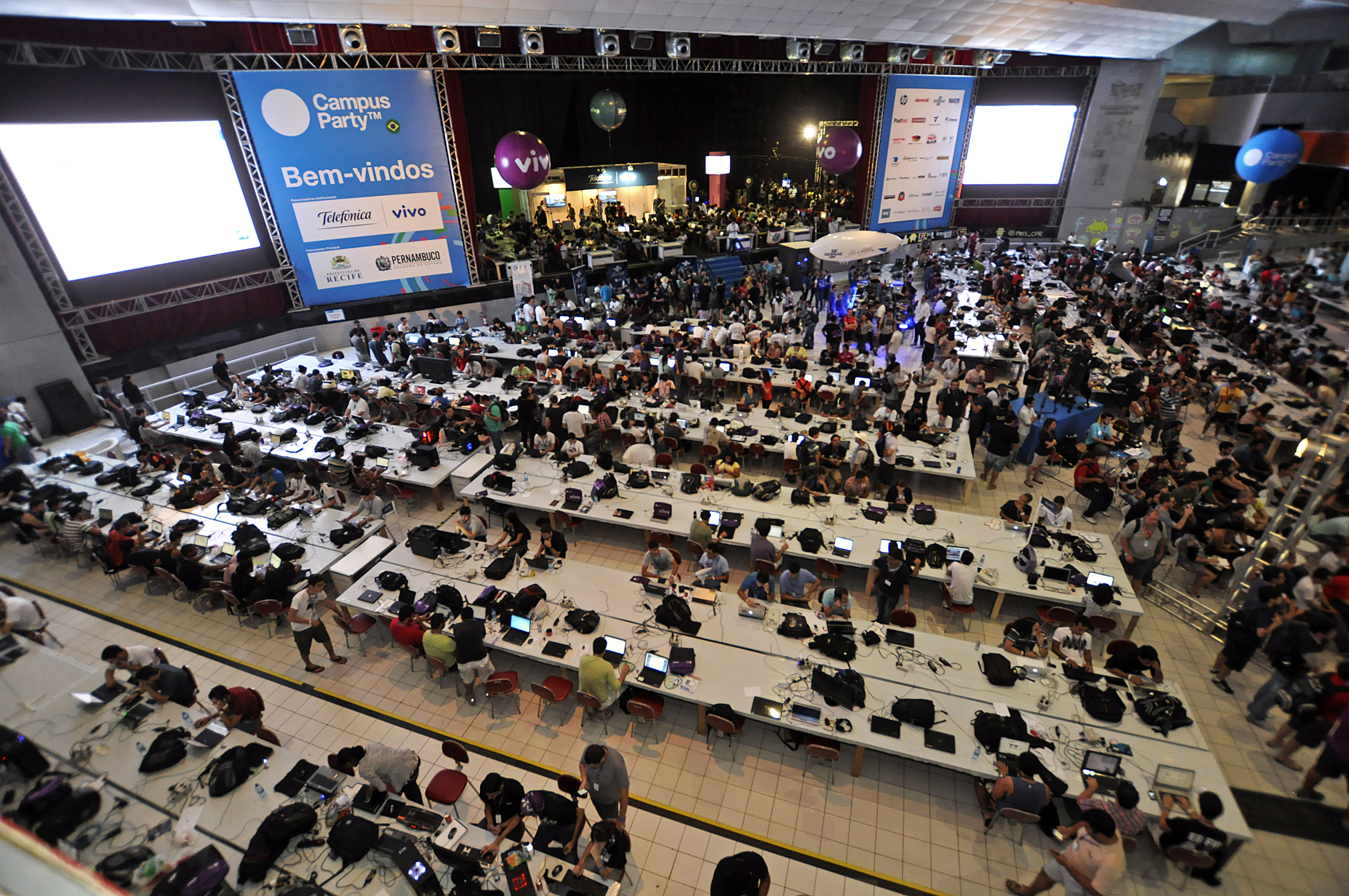 Arena_da_Campus_Party_Recife_2012_-_Pernambuco,_Brasil(2)