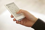 Controle remoto da Sony vem com bateria que dura 1 mês