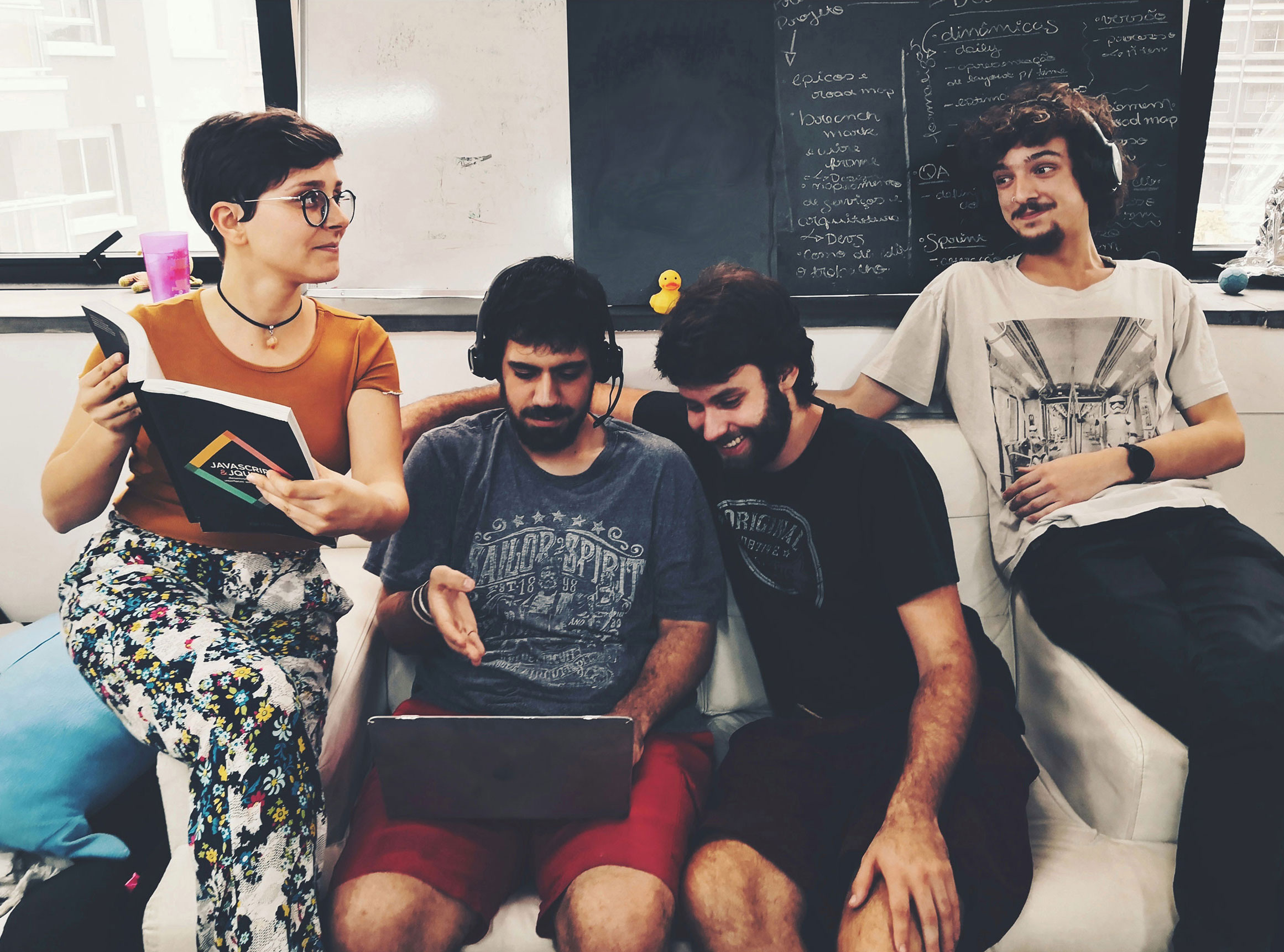 Labenu capacita pessoas com deficiência para o mercado de trabalho de tecnologia