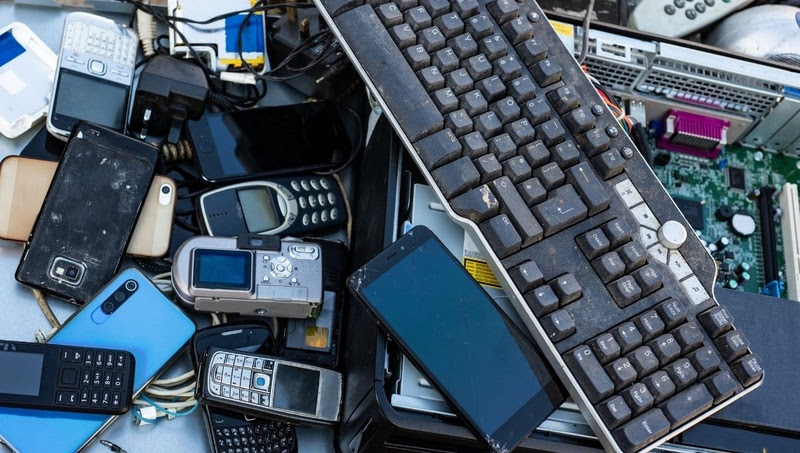 Outsourcing de equipamentos de TI pode ser uma solução para diminuir a produção de lixo eletrônico