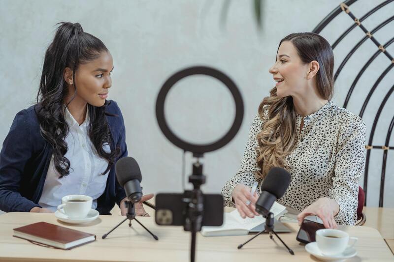 Dia da Mulher: 7 podcasts feitos por mulheres