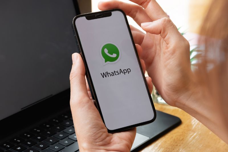 WhatsApp no Brasil: uso do app no comércio cresce 30,47%