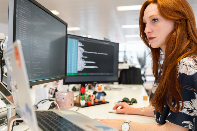 Microsoft abre inscrições para o programa Azure Frontier Girls: Formação e Liderança Feminina na Era Agentic