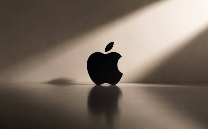 Apple fecha acordo de US$ 30 bilhões em chips e revela aposta de prazo